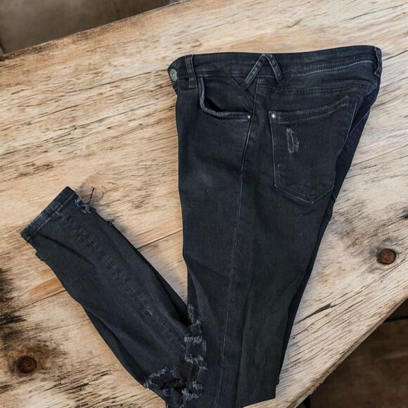 Zara Trafaluc Denimwear Black Distressed Stretch Skinny Jeans Size 4 - Picture 3 of 8